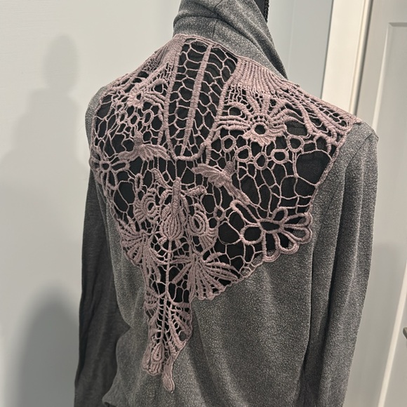 Gray Detailed Cardigan - Open back - Picture 2 of 3